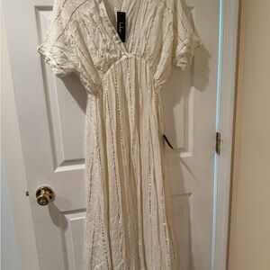 NWT Lulus Cream & Gold Sequin Stripe Maxi Dress – Size L